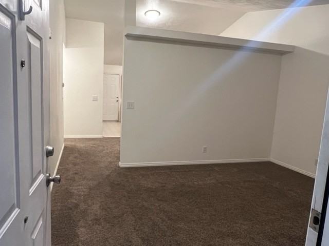 621 Hunter Way - Photo 3 of 16