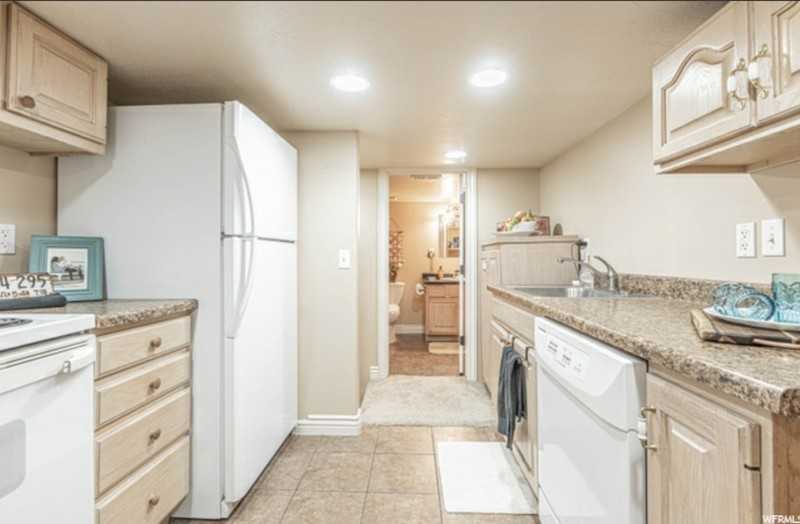 8475 Se - Photo 6 of 8