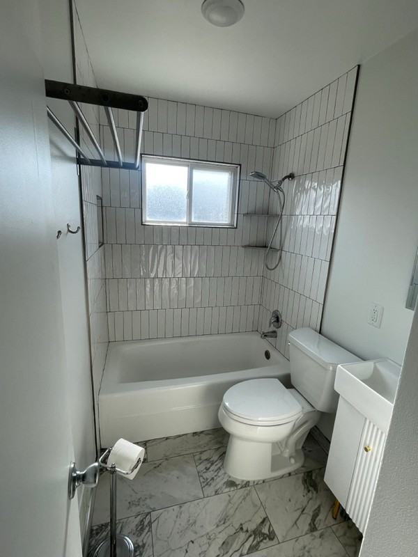 1030 E Atkin Ave - Photo 7 of 15