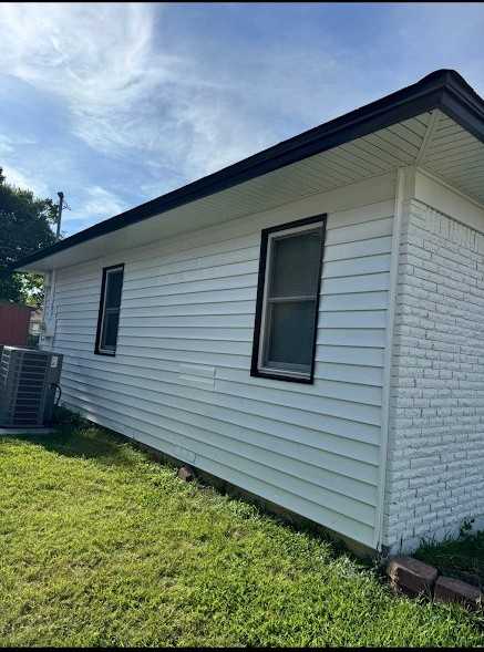 406 Ridge St - Photo 4 of 10
