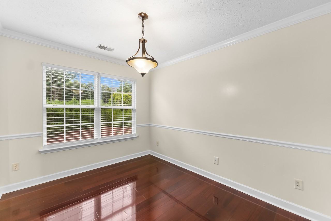 7020 Timber Oak Dr - Photo 5 of 28
