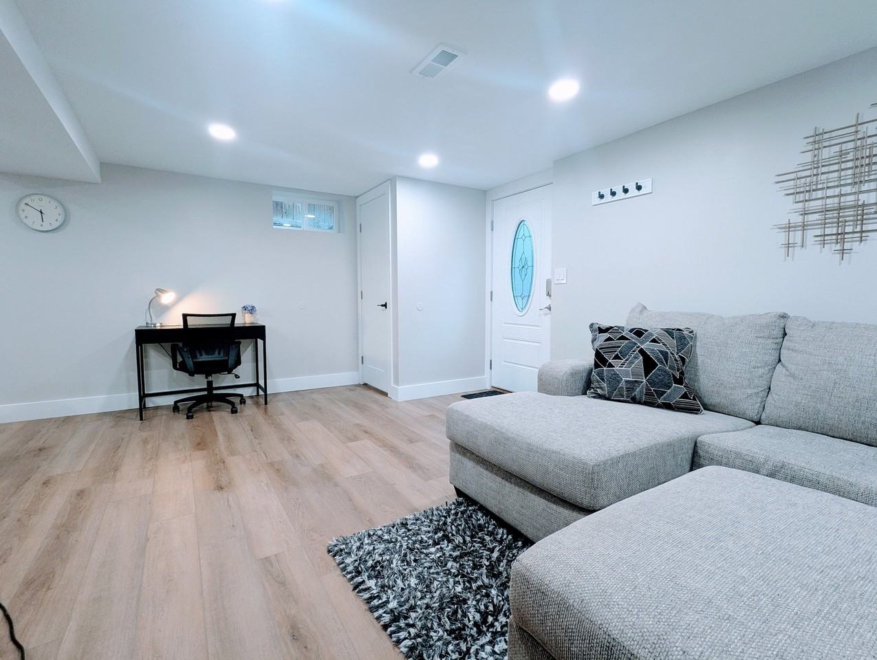 450 S Queen St #2 - Photo 7 of 11