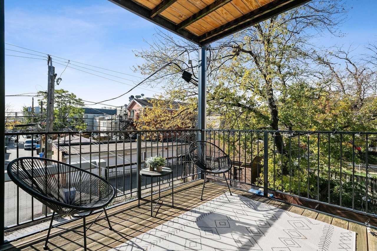 2713 W Augusta Blvd #2 - Photo 5 of 11