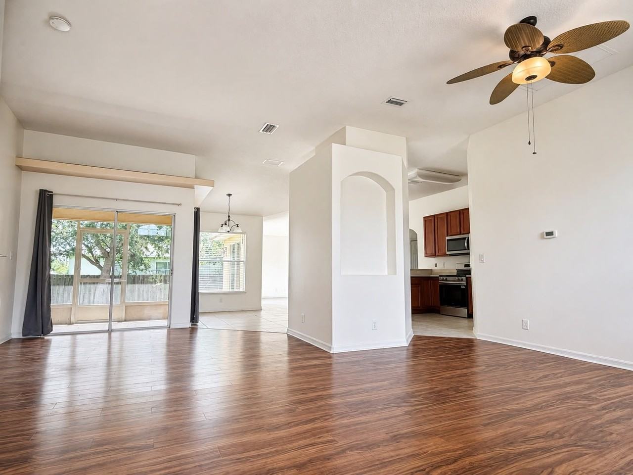3371 Freedom Ave Sw - Photo 3 of 15