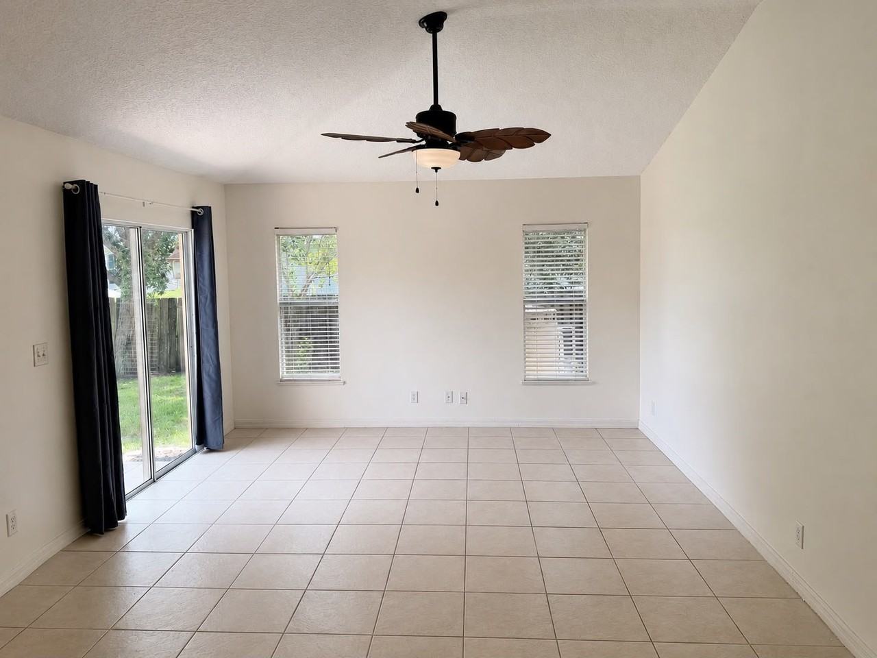 3371 Freedom Ave Sw - Photo 5 of 15