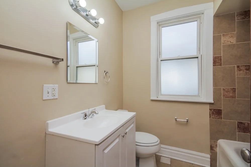 6515 28th St - Photo 3 of 7