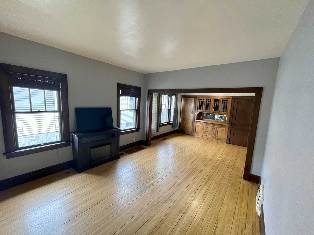 3604 Grand Ave S #1 - Photo 3 of 20