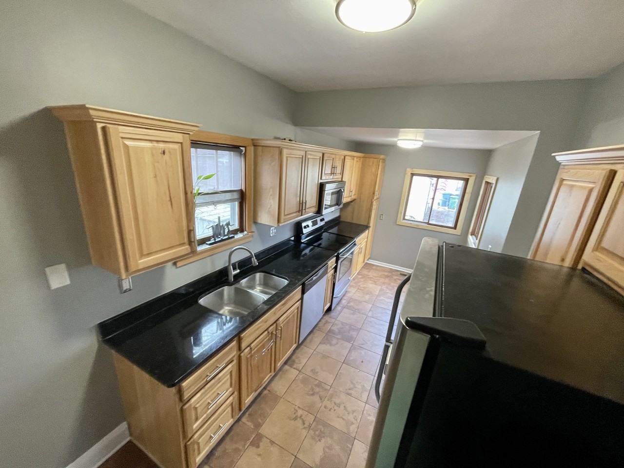 3604 Grand Ave S #1 - Photo 4 of 20