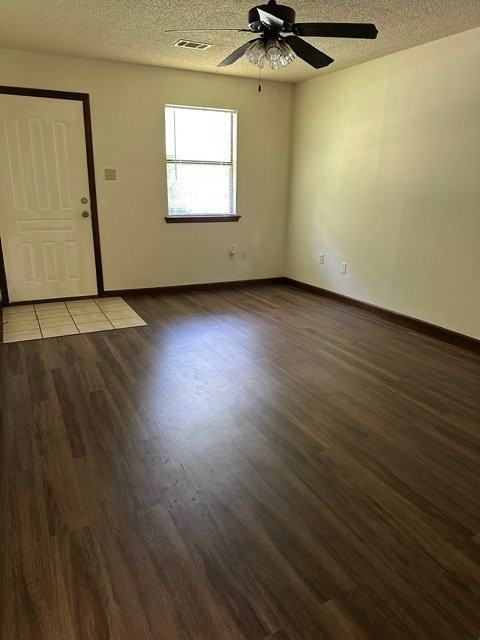 15005 Smalling Rd #B - Photo 4 of 7