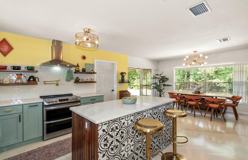 2431 N Westwood Dr - Photo 1 of 1