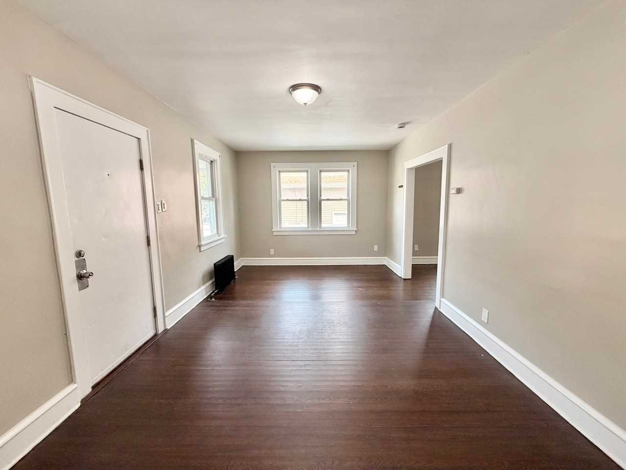 517 Brad St - Photo 3 of 20