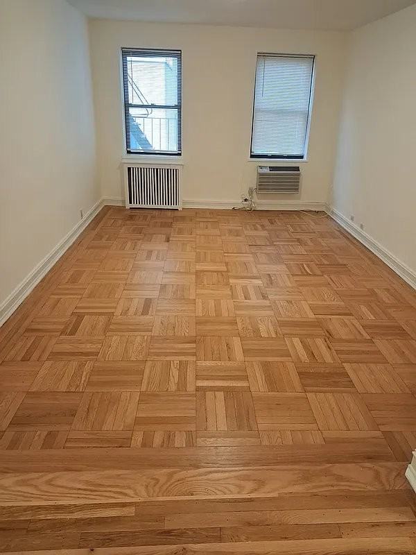 235 E 46th St #5E - Photo 2 of 5