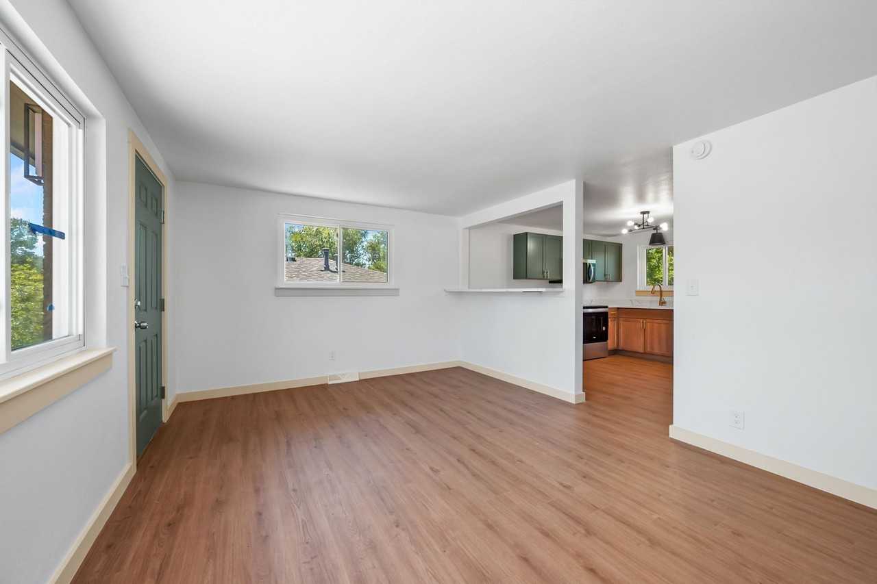 1641 Lashley St #1641 - Photo 3 of 15