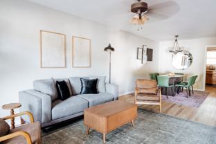 906 Dickenson Ave - Photo 1 of 1