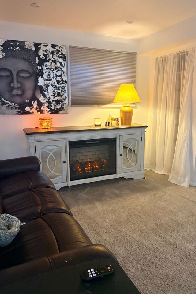 731 Fir Pl - Photo 3 of 12