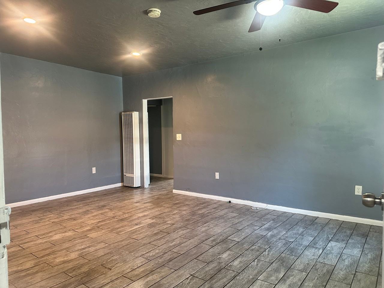 24675 Shepardson Dr - Photo 6 of 18