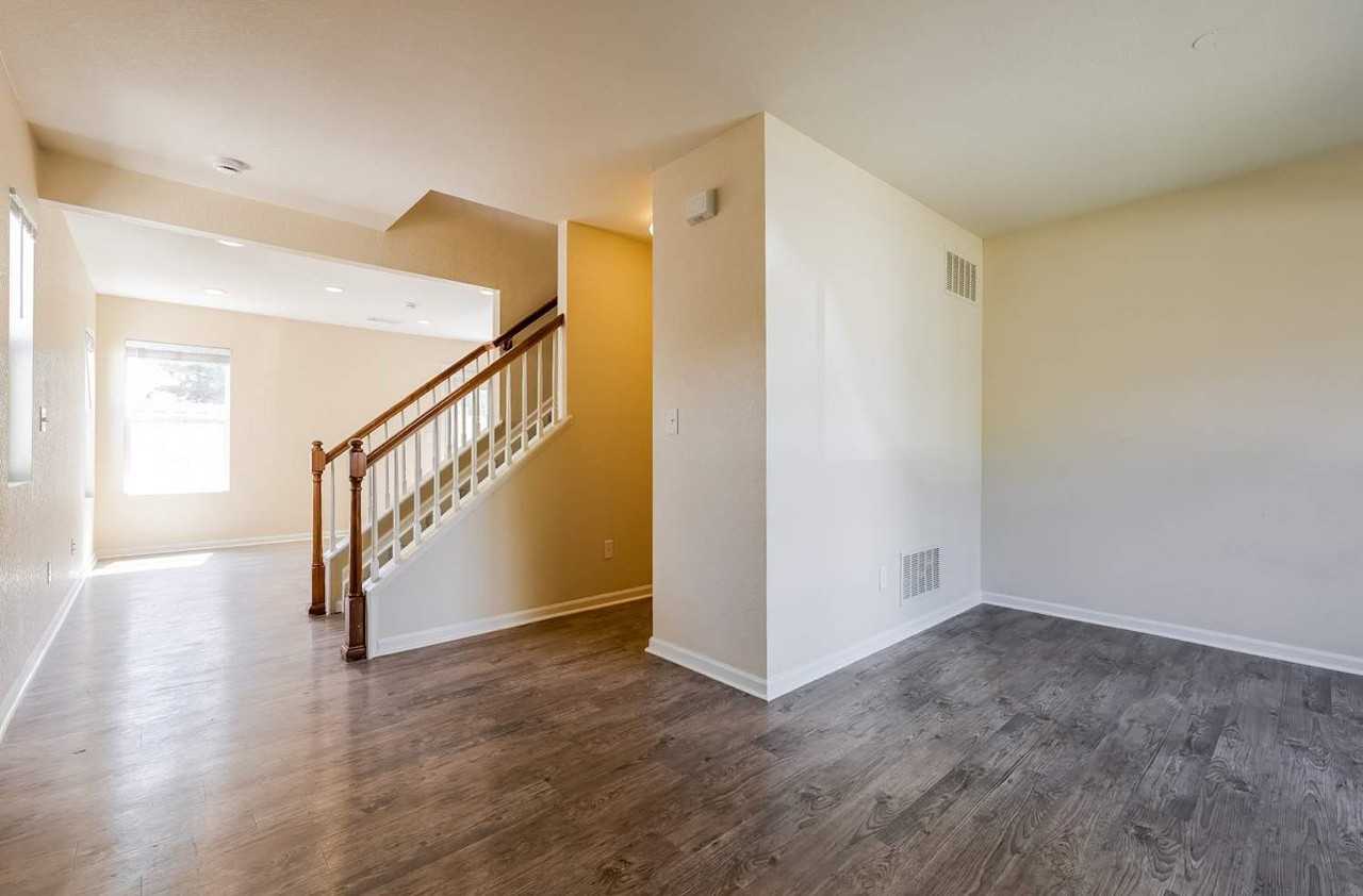 4505 Andes St - Photo 5 of 10