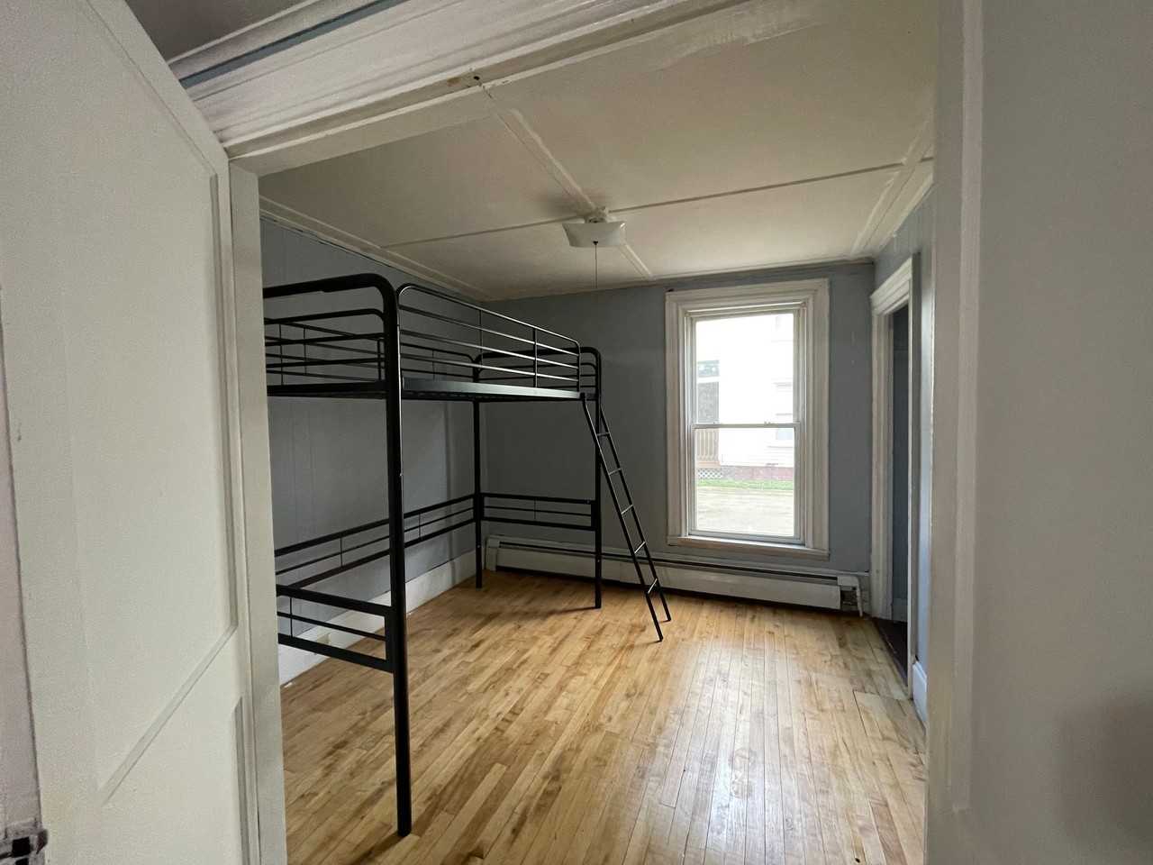 16 Temple St #1 - Photo 2 of 5