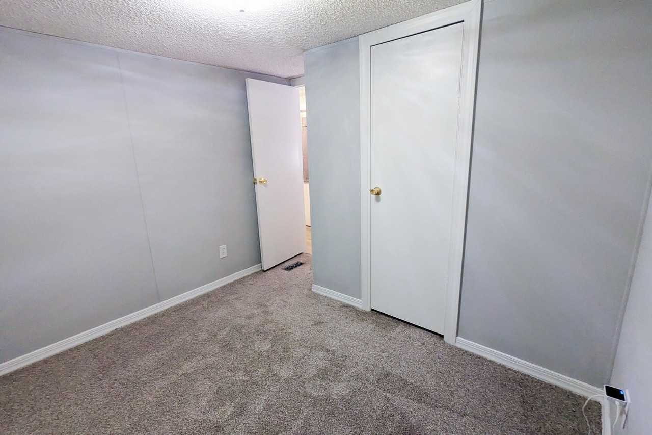 6543 Celeste Ln - Photo 7 of 12