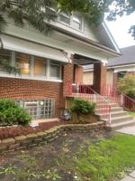 featured image of 1903 Ridgeland Ave