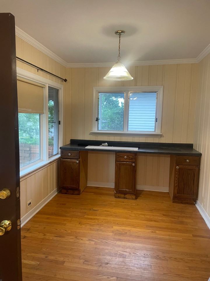 1903 Ridgeland Ave - Photo 3 of 15