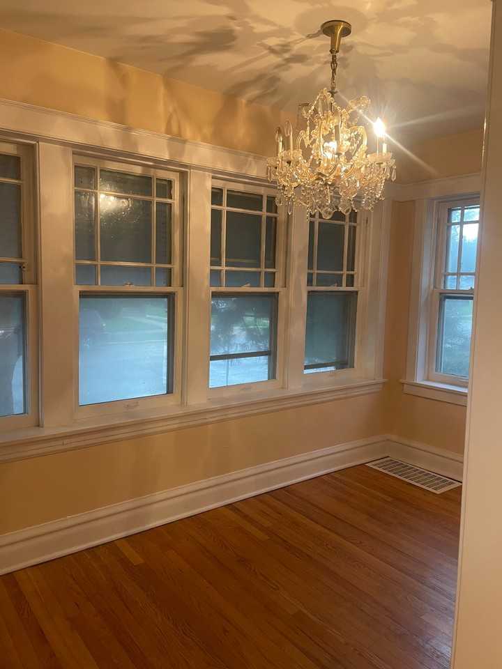 1903 Ridgeland Ave - Photo 5 of 15