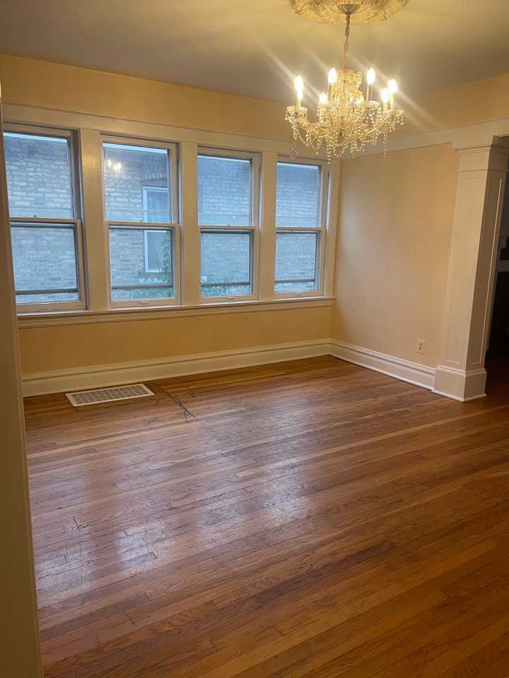 1903 Ridgeland Ave - Photo 6 of 15