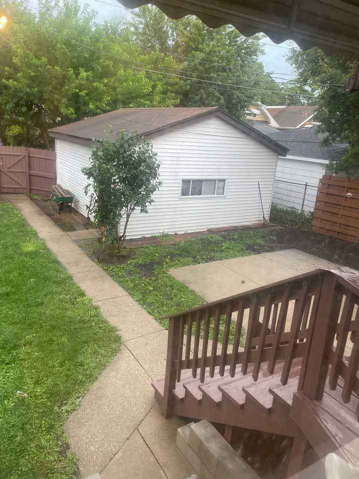 1903 Ridgeland Ave - Photo 7 of 15