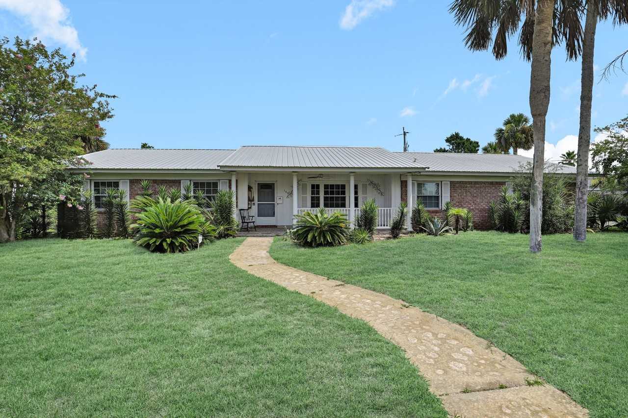 149 Southwind Cir - Photo 2 of 20