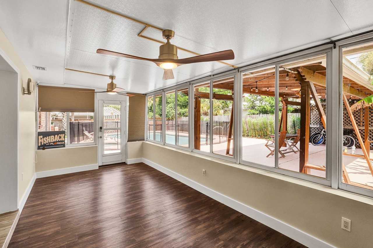 149 Southwind Cir - Photo 3 of 20
