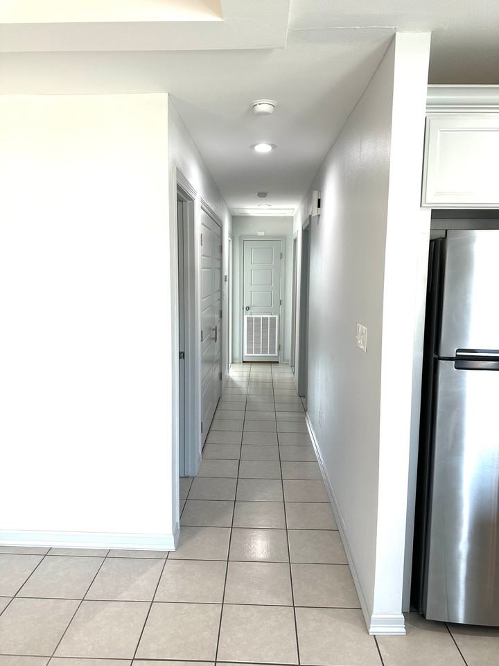 328 Clemente Ave - Photo 6 of 16