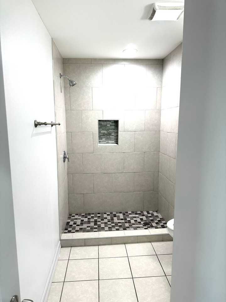328 Clemente Ave - Photo 7 of 16