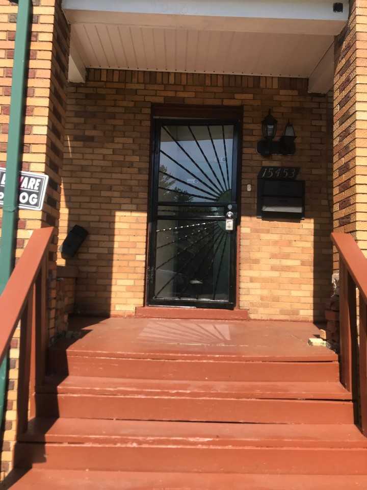 15453 Mendota St #2 - Photo 2 of 11