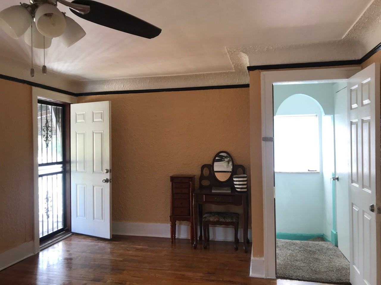 15453 Mendota St #2 - Photo 4 of 11