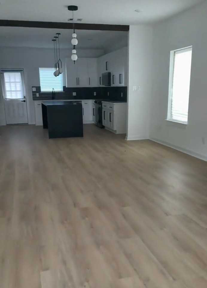 4916 Tronewood St - Photo 4 of 5