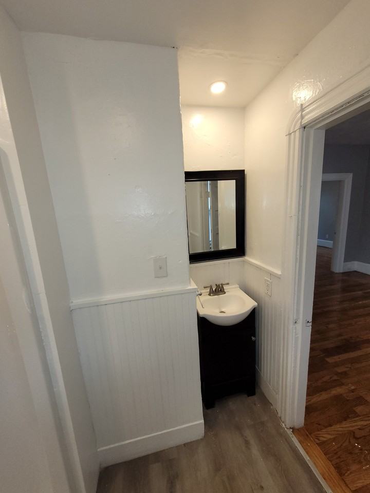 26 Chestnut Ave #2 - Photo 7 of 12