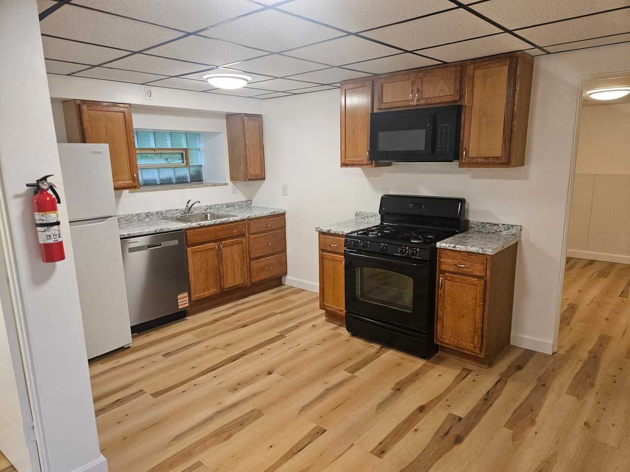 1216 Vine St #1 - Photo 3 of 7