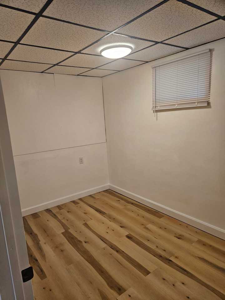 1216 Vine St #1 - Photo 5 of 7