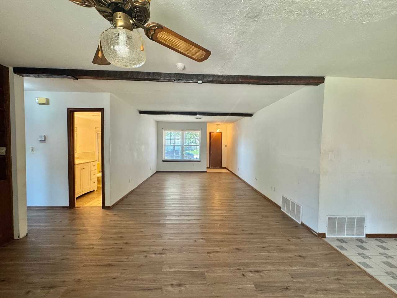 1233 Straka Ter - Photo 6 of 20
