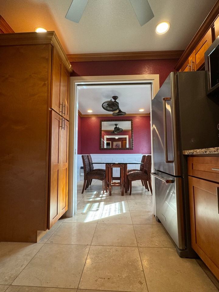 3222 Mooheau Ave #4 - Photo 3 of 19