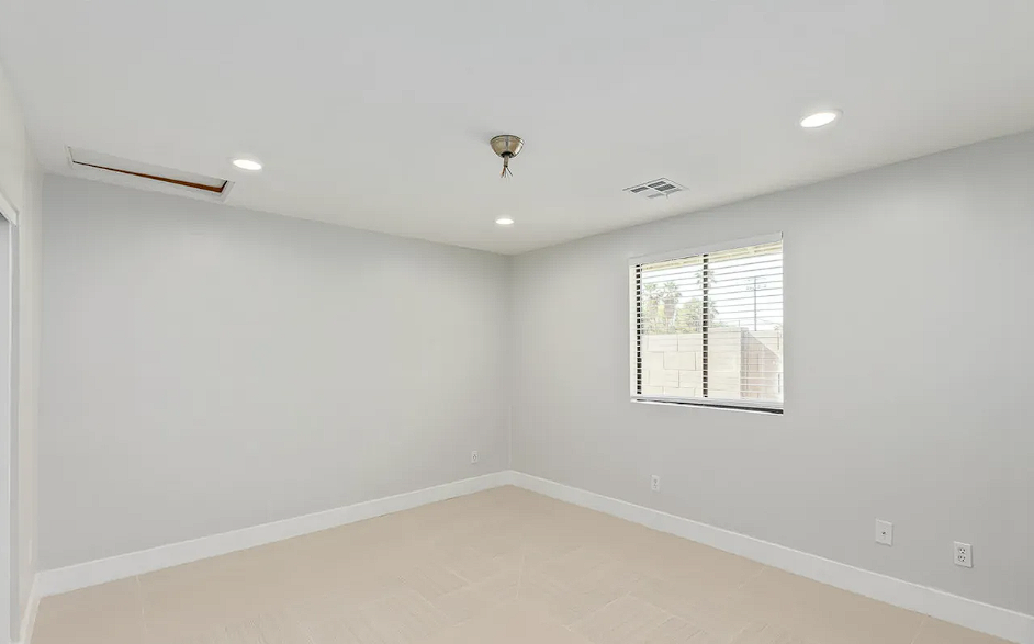 3402 East Virginia Avenue - Photo 6 of 10