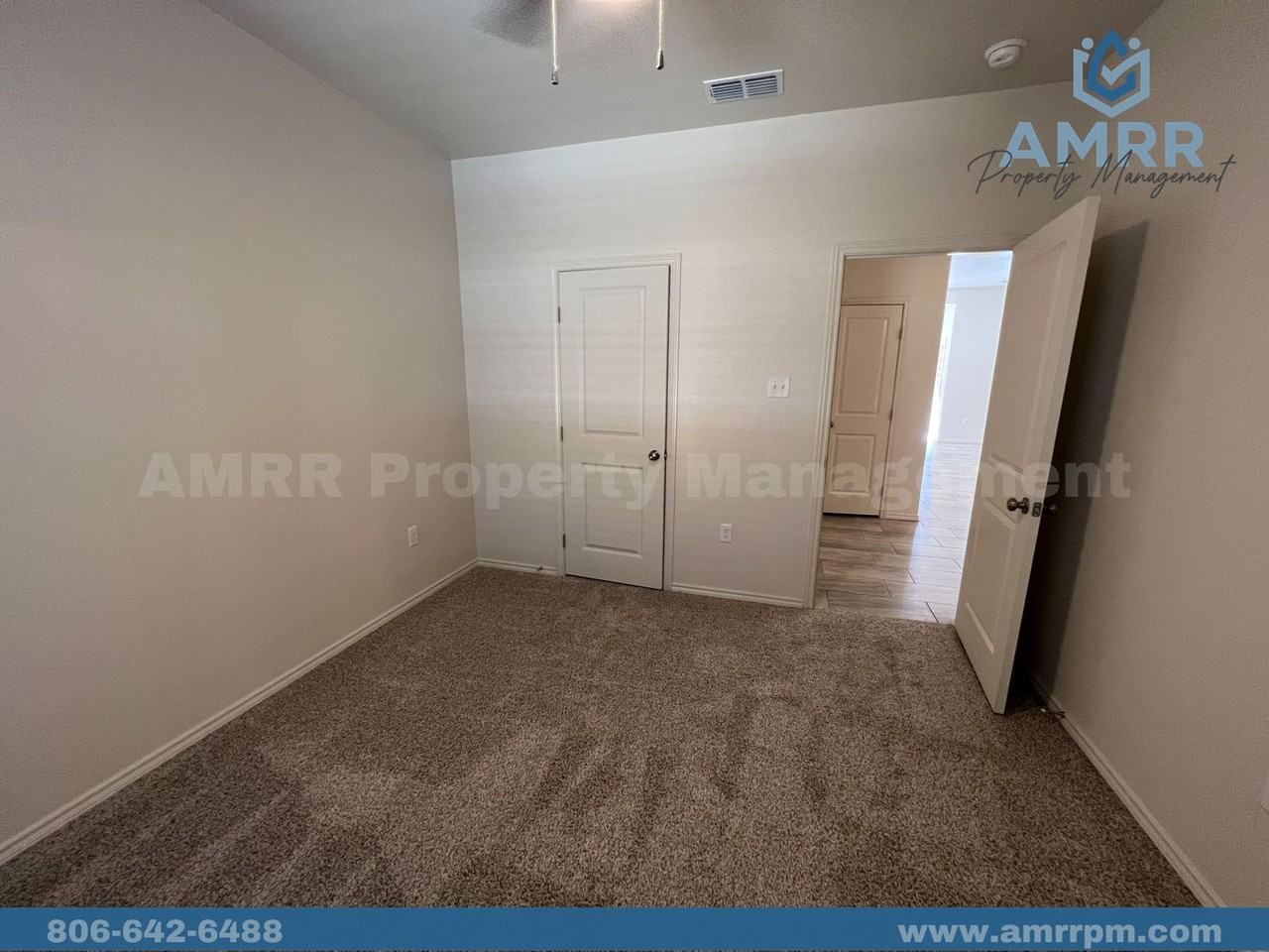1128 N 7th St - Photo 4 of 23