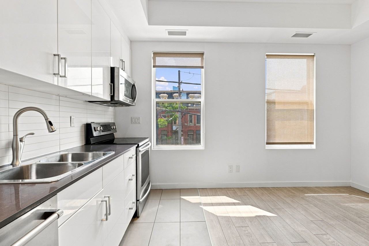 433 Parliament Street #201 - Photo 5 of 15