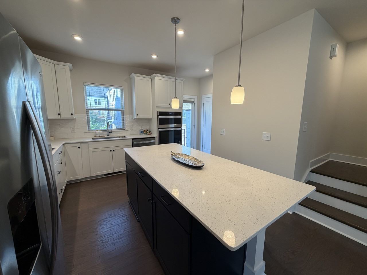 16034 Roscoe Ln #16034 - Photo 3 of 20
