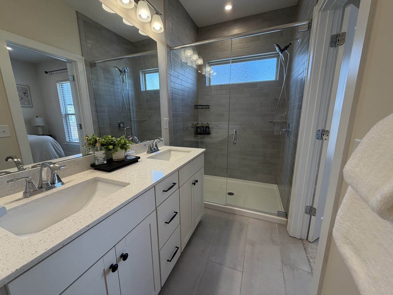 16034 Roscoe Ln #16034 - Photo 7 of 20