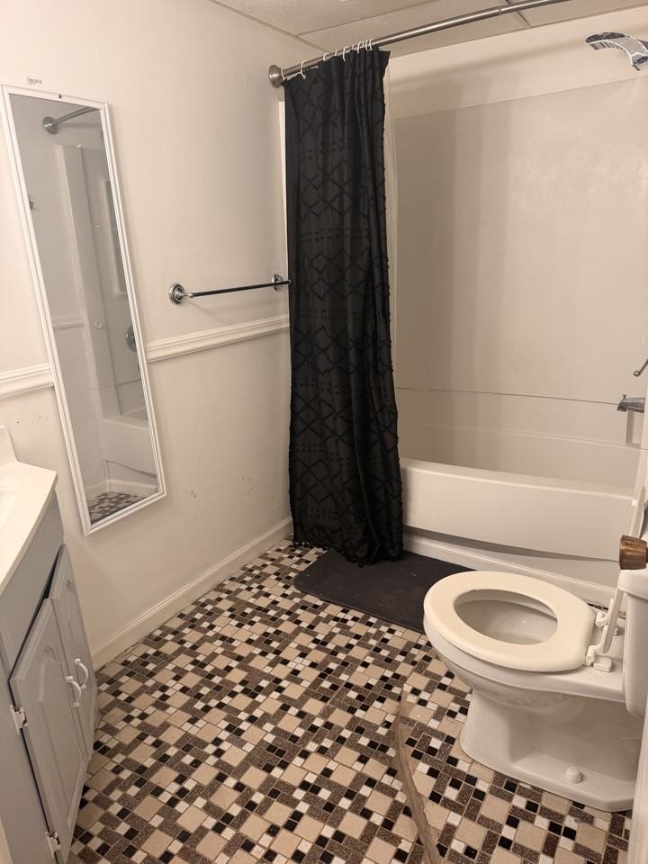 729 17th Ave S #NA - Photo 6 of 17