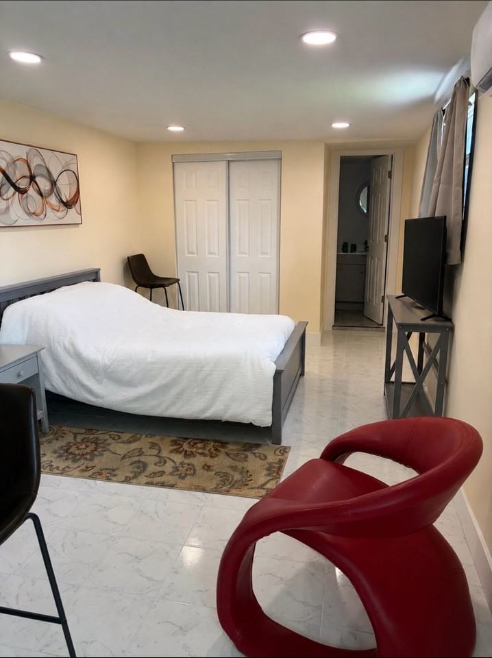 13480 Sw 6th Ct - Photo 5 of 10