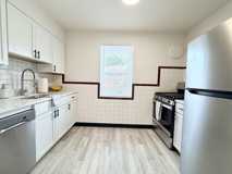7176 Jamieson Ave #1W - Photo 1 of 1