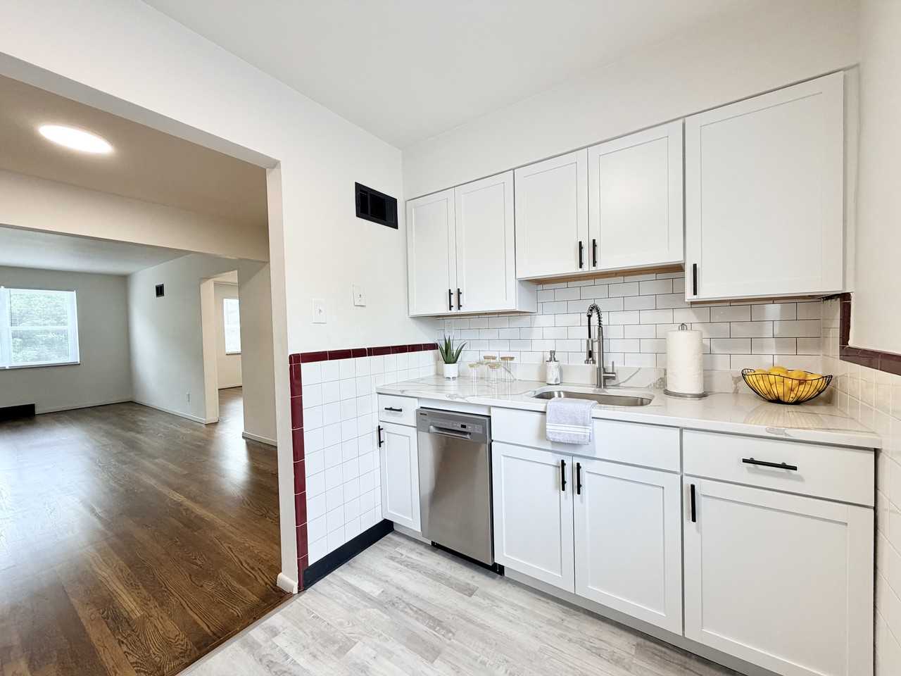 7176 Jamieson Ave #1W - Photo 2 of 14