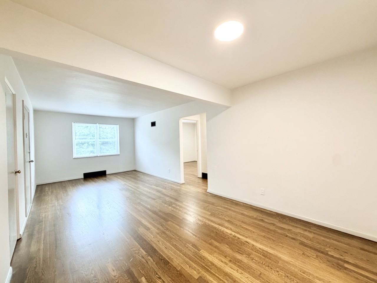 7176 Jamieson Ave #1W - Photo 6 of 14